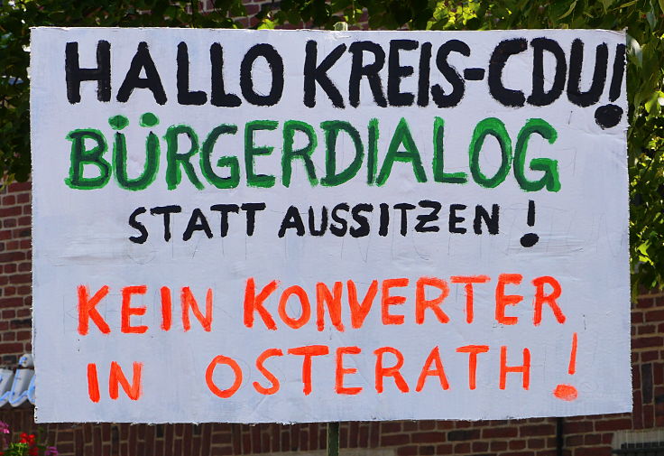 © www.mutbuergerdokus.de: Demonstration gegen den Doppelkonverter