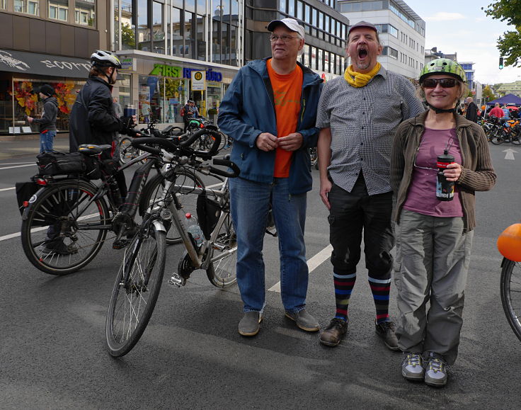 © www.mutbuergerdokus.de: 4. 'Mönchengladbacher Fahrradsternfahrt'