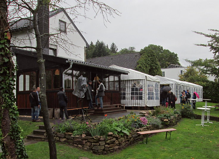 © www.mutbuergerdokus.de: Sommerfest im Heinrich-Böll-Haus Langenbroich: '100 Jahre Böll'