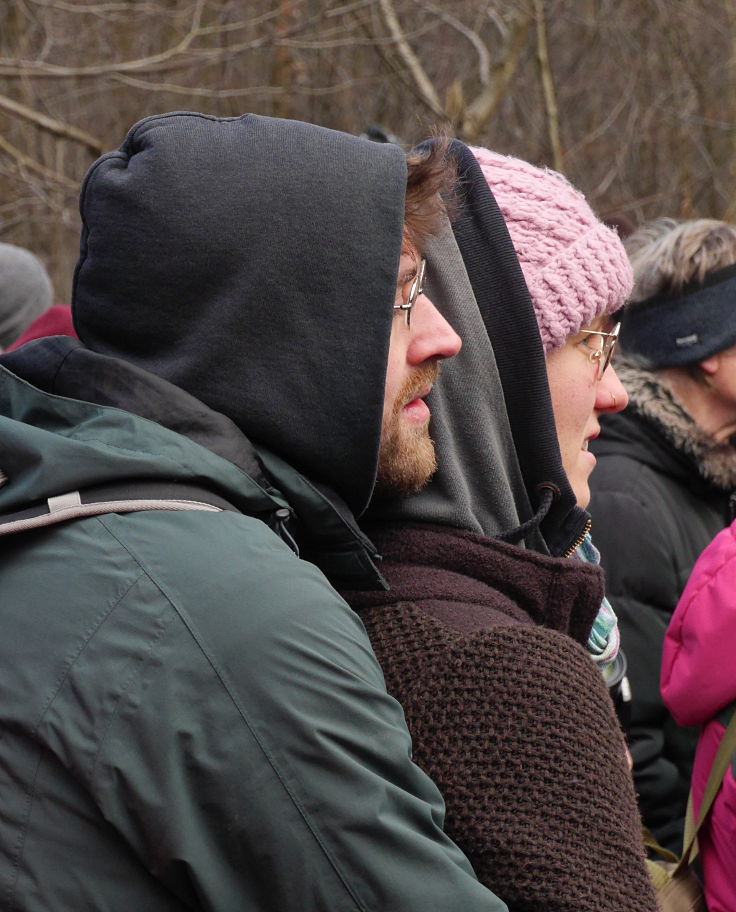 © www.mutbuergerdokus.de: 'Wald statt Kohle' - Waldführung im Hambacher Forst