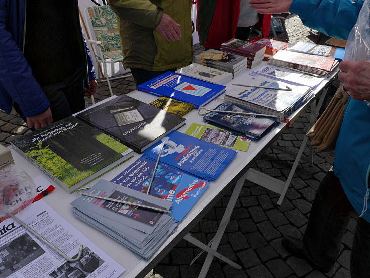 © www.mutbuergerdokus.de: 'Ostermarsch Rheinland'