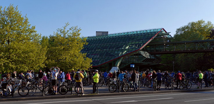 © www.mutbuergerdokus.de: 'Critical Mass Wuppertal'