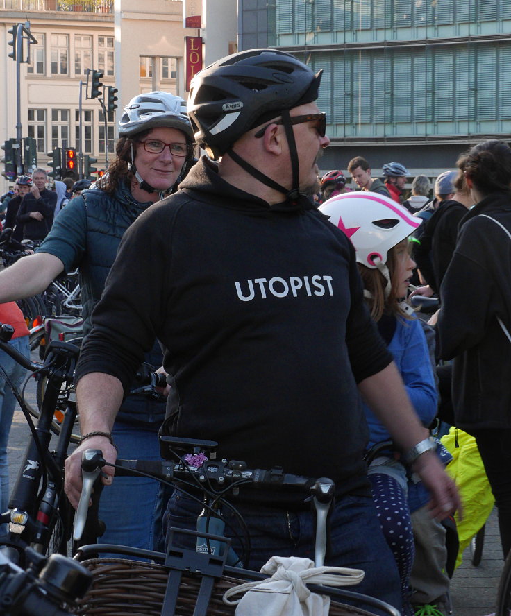 © www.mutbuergerdokus.de: 'Critical Mass Wuppertal'