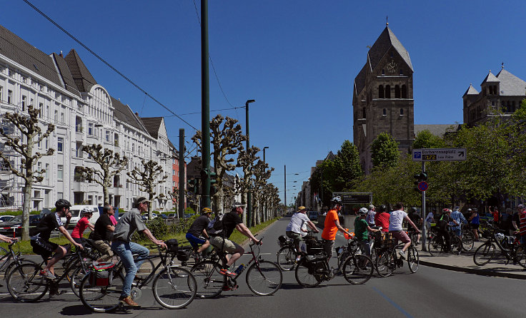 © www.mutbuergerdokus.de: 6. 'Fahrrad * Sternfahrt NRW'