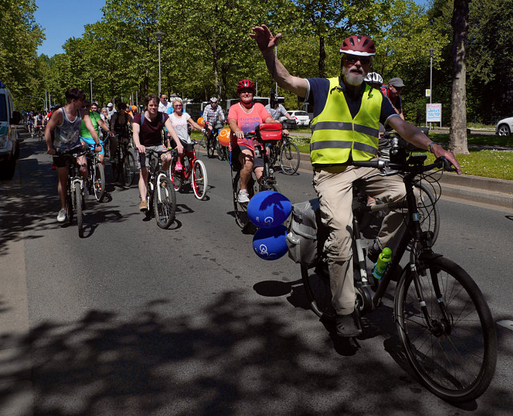 © www.mutbuergerdokus.de: 6. 'Fahrrad * Sternfahrt NRW'