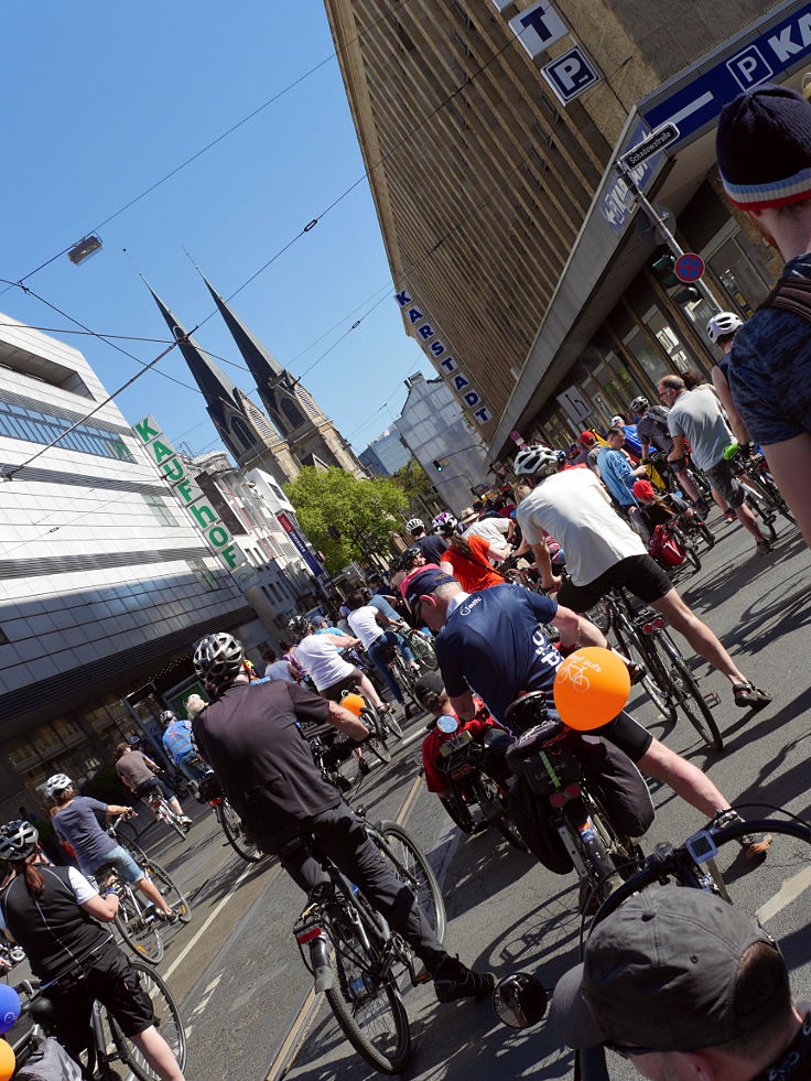 © www.mutbuergerdokus.de: 6. 'Fahrrad * Sternfahrt NRW'