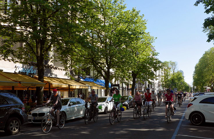 © www.mutbuergerdokus.de: 6. 'Fahrrad * Sternfahrt NRW'