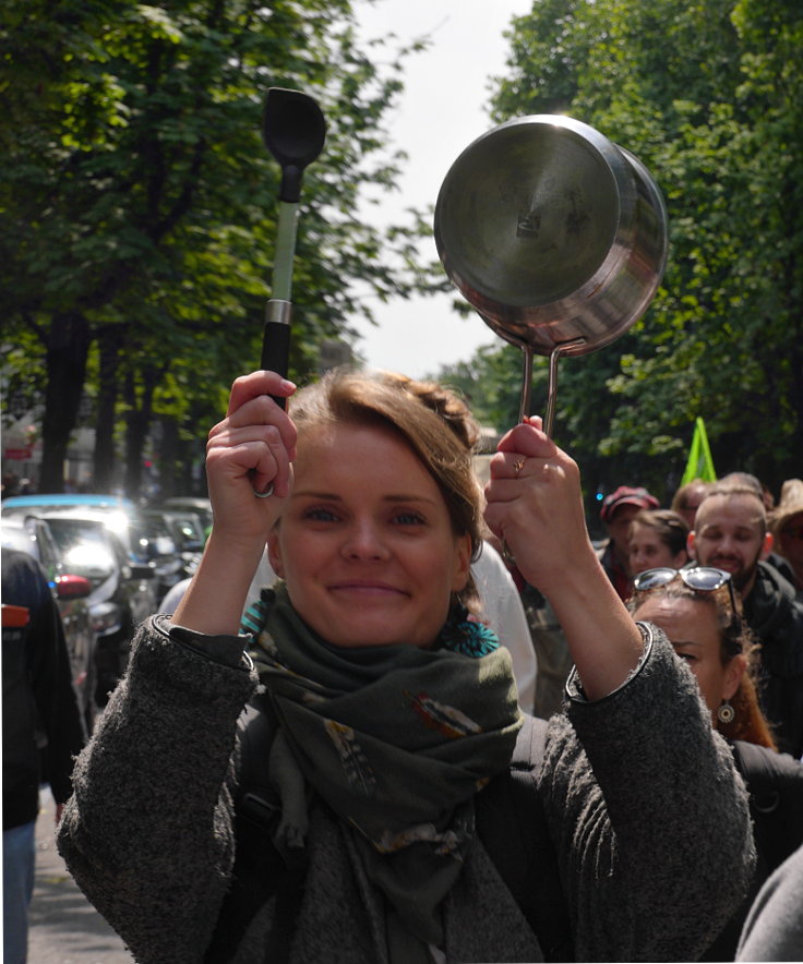 © www.mutbuergerdokus.de: 'March against Monsanto, Bayer & BASF'