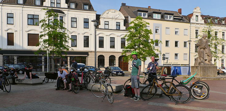 © www.mutbuergerdokus.de: 'Critical Mass Mönchengladbach'