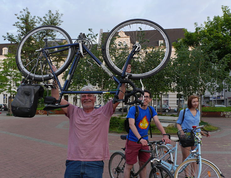 © www.mutbuergerdokus.de: 'Critical Mass Mönchengladbach'