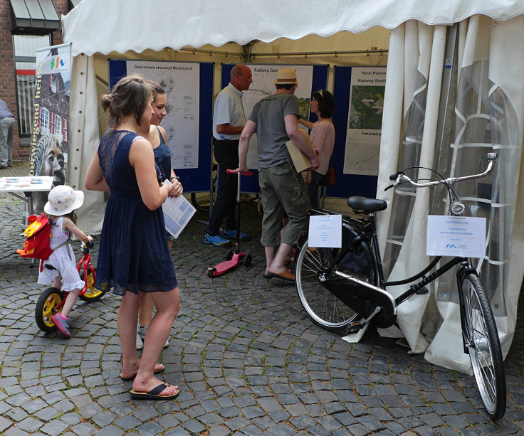 © www.mutbuergerdokus.de: 26. 'Ökomarkt Meerbusch'