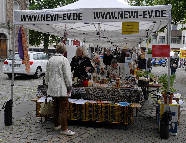 © www.mutbuergerdokus.de: 3. 'Umweltmarkt Neuss'