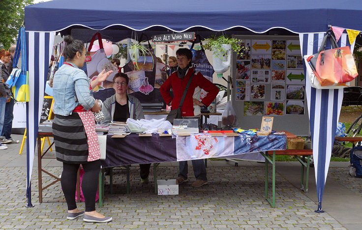 © www.mutbuergerdokus.de: 3. 'Umweltmarkt Neuss'