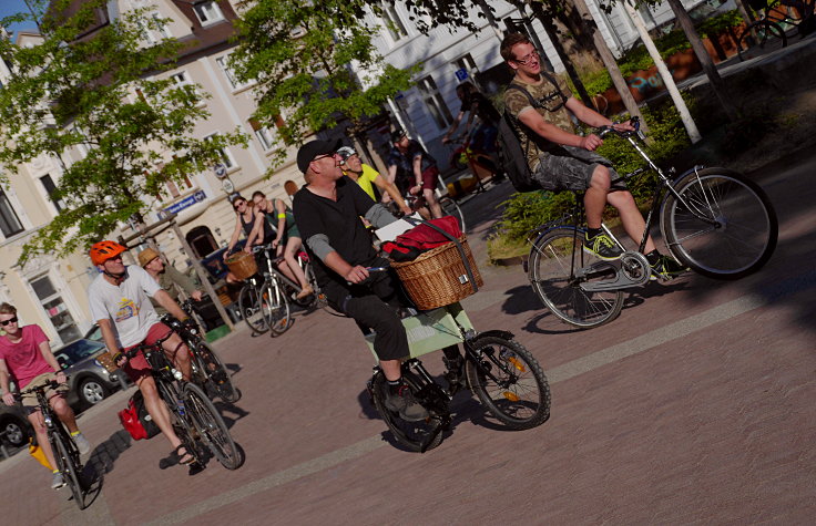 © www.mutbuergerdokus.de: 'Critical Mass Mönchengladbach'