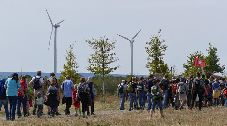 © www.mutbuergerdokus.de: Demonstration am Hambacher Forst