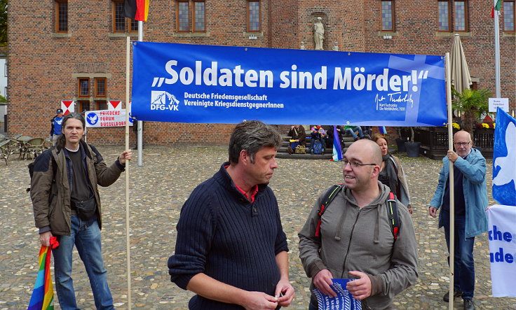 © www.mutbuergerdokus.de: 'Demonstration für Frieden und Abrüstung'