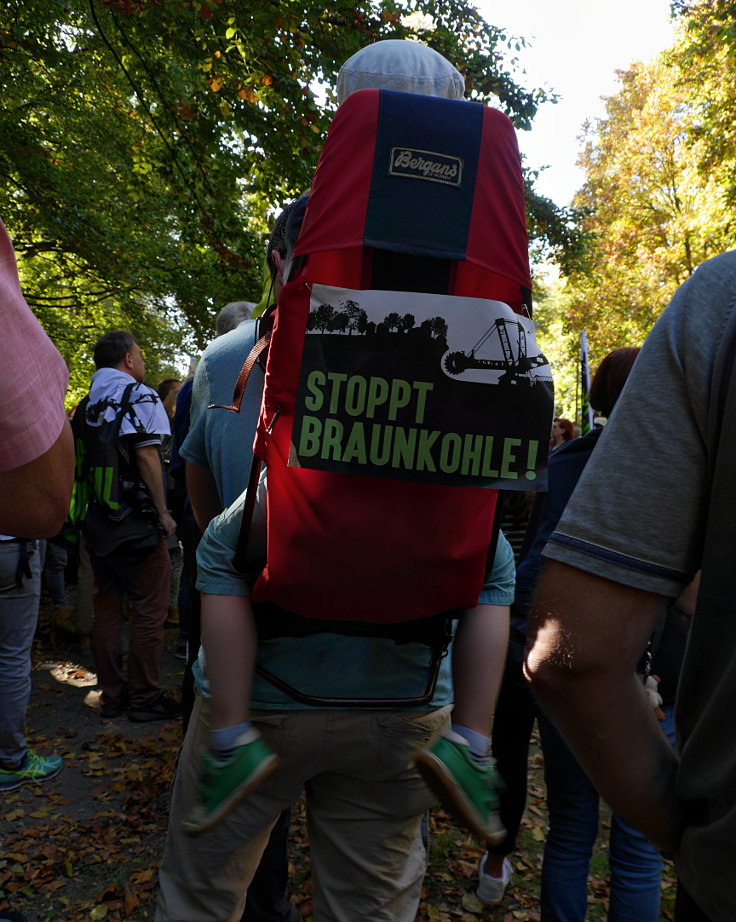 © www.mutbuergerdokus.de: 'Wald- und Dorfspaziergang in & um Keyenberg'