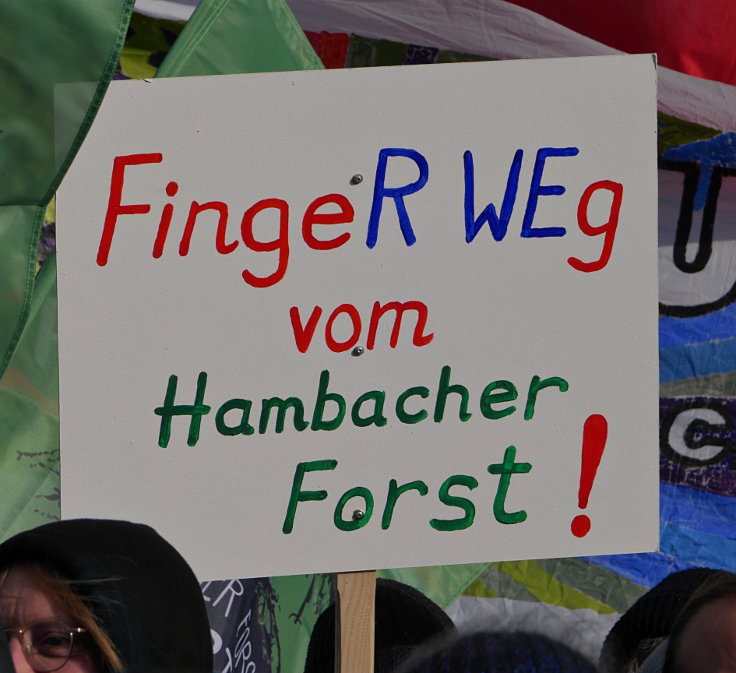 © www.mutbuergerdokus.de: 'Ende Gelände': Solidaritäts-Demonstration, Bagger- und Gleis-Besetzung