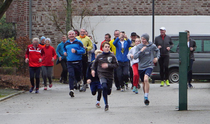 © www.mutbuergerdokus.de: 4. Silvesterlauf Meerbusch