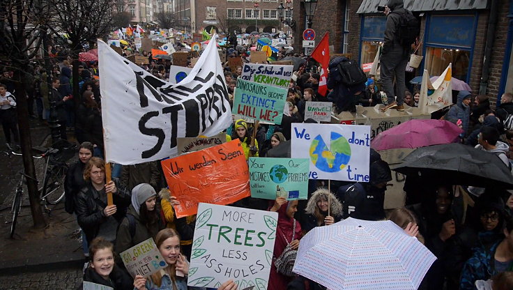 © www.mutbuergerdokus.de: Demonstration: 'Fridays for Future Düsseldorf'