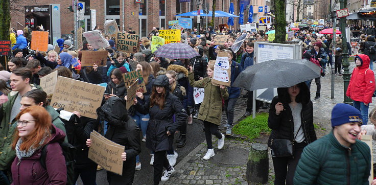 © www.mutbuergerdokus.de: Demonstration: 'Fridays for Future Düsseldorf'