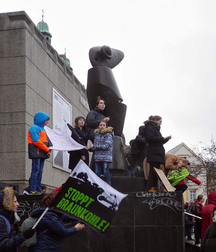 © www.mutbuergerdokus.de: Demonstration: 'Fridays for Future Düsseldorf'