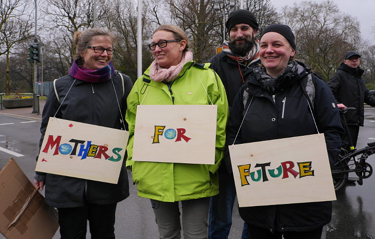 © www.mutbuergerdokus.de: Demonstration: 'Fridays for Future Düsseldorf'