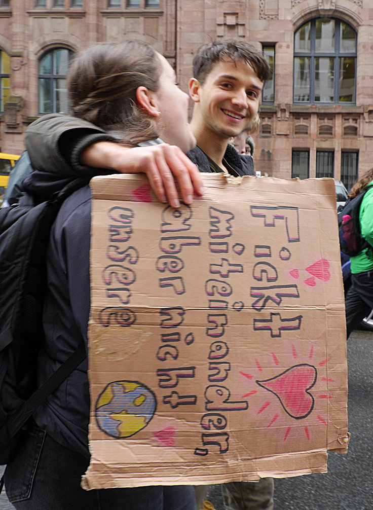 © www.mutbuergerdokus.de: Demonstration: 'Fridays for Future Düsseldorf'