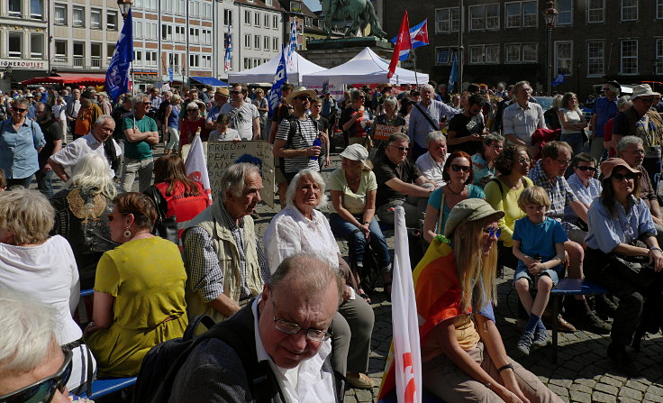 © www.mutbuergerdokus.de: 'Ostermarsch Rheinland'