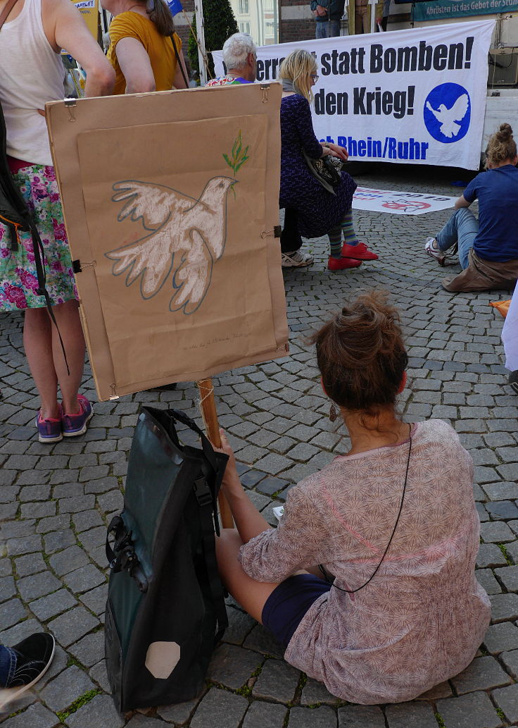 © www.mutbuergerdokus.de: 'Ostermarsch Rheinland'