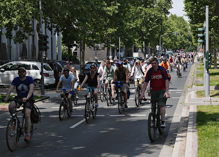 © www.mutbuergerdokus.de: 7. 'ADFC Fahrrad*Sternfahrt NRW'