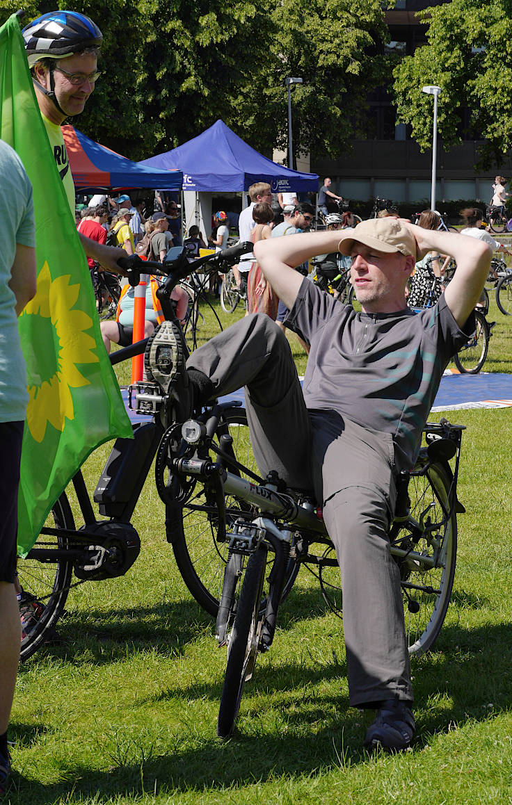 © www.mutbuergerdokus.de: 7. 'ADFC Fahrrad*Sternfahrt NRW'