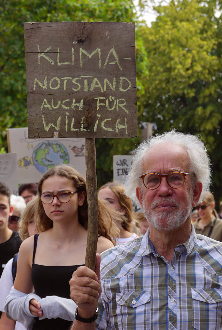 © www.mutbuergerdokus.de: 1. 'Fridays for Future'-Klimastreik Willich