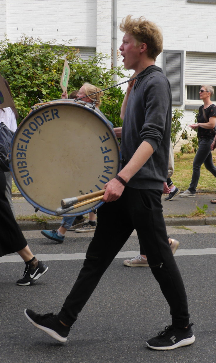 © www.mutbuergerdokus.de: 1. 'Fridays for Future'-Klimastreik Willich