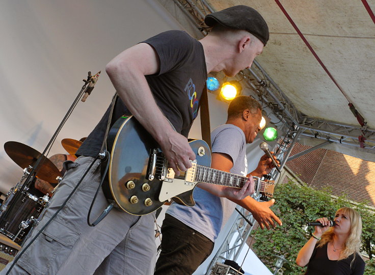 © www.mutbuergerdokus.de: 24. 'World In Union'-Fest