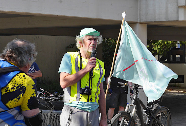 © www.mutbuergerdokus.de: 6. 'Mönchengladbacher Fahrradsternfahrt'