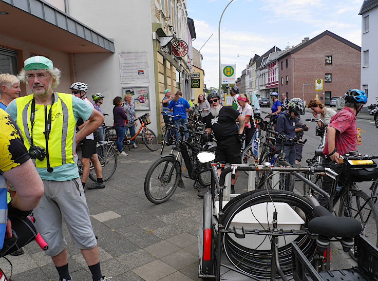 © www.mutbuergerdokus.de: 6. 'Mönchengladbacher Fahrradsternfahrt'