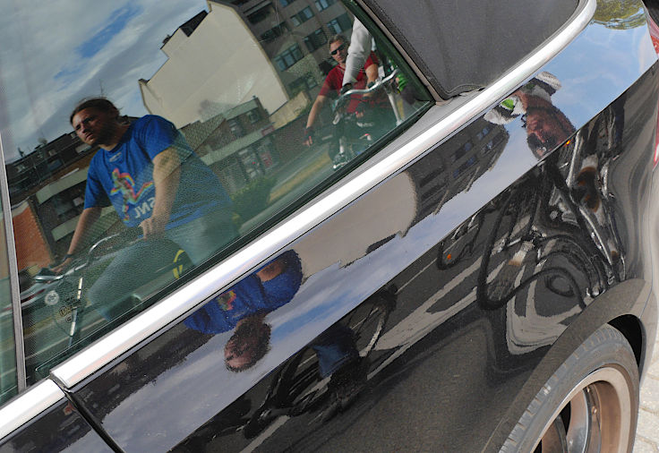 © www.mutbuergerdokus.de: 6. 'Mönchengladbacher Fahrradsternfahrt'