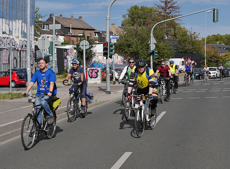 © www.mutbuergerdokus.de: 6. 'Mönchengladbacher Fahrradsternfahrt'