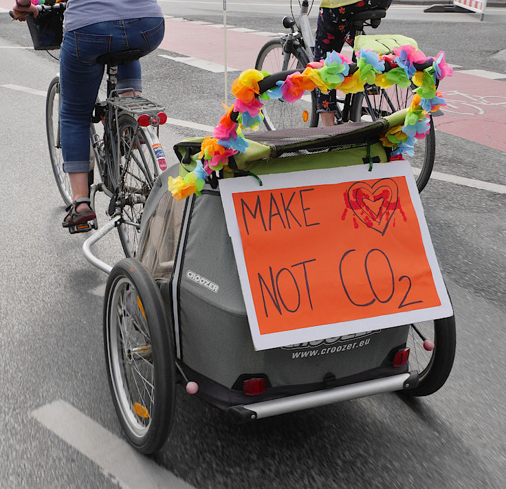© www.mutbuergerdokus.de: 6. 'Mönchengladbacher Fahrradsternfahrt'