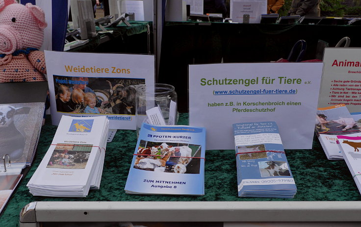 © www.mutbuergerdokus.de: Aktionskreis für Tierrechte und Naturschutz: 'Klimaschutz beginnt auf dem Teller'
