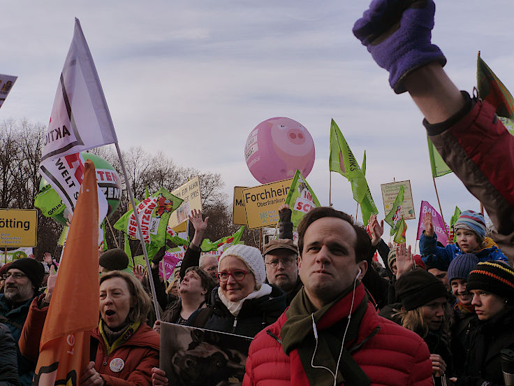 © www.mutbuergerdokus.de: 10. 'Wir haben es satt!'-Demonstration