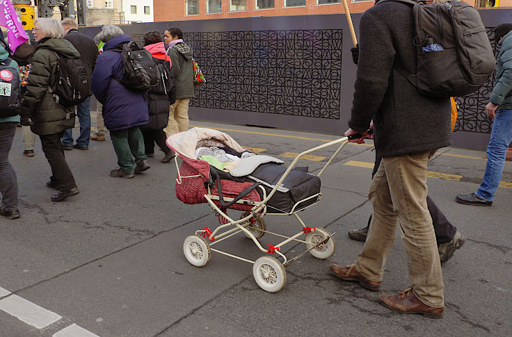 © www.mutbuergerdokus.de: 10. 'Wir haben es satt!'-Demonstration