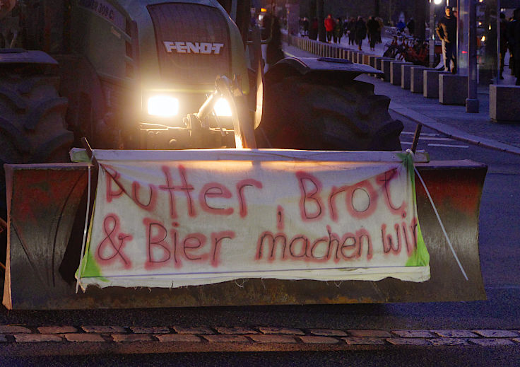 © www.mutbuergerdokus.de: 10. 'Wir haben es satt!'-Demonstration