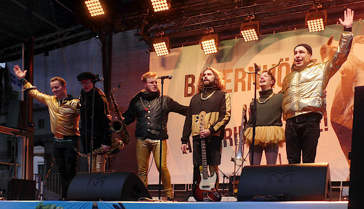 © www.mutbuergerdokus.de: 10. 'Wir haben es satt!'-Demonstration