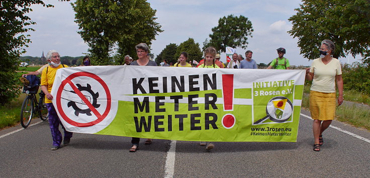 © www.mutbuergerdokus.de: 'RWE auf Abstand halten - Demo auf der L277'