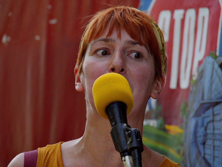 © www.mutbuergerdokus.de: 'RWE auf Abstand halten - Demo auf der L277'