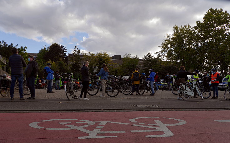 © www.mutbuergerdokus.de: 'Fahrrad-Klima-Demonstration' in Meerbusch