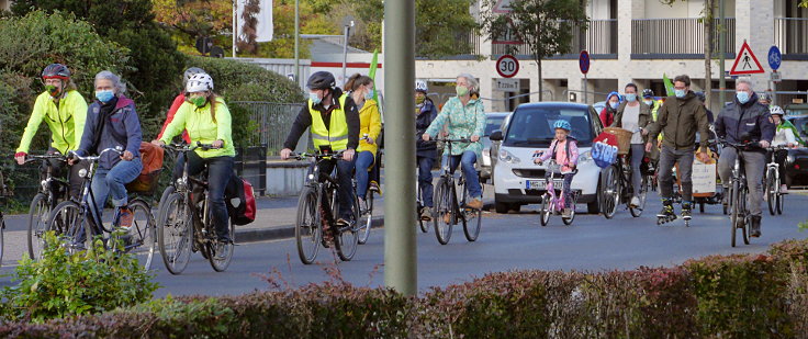 © www.mutbuergerdokus.de: 'Fahrrad-Klima-Demonstration' in Meerbusch