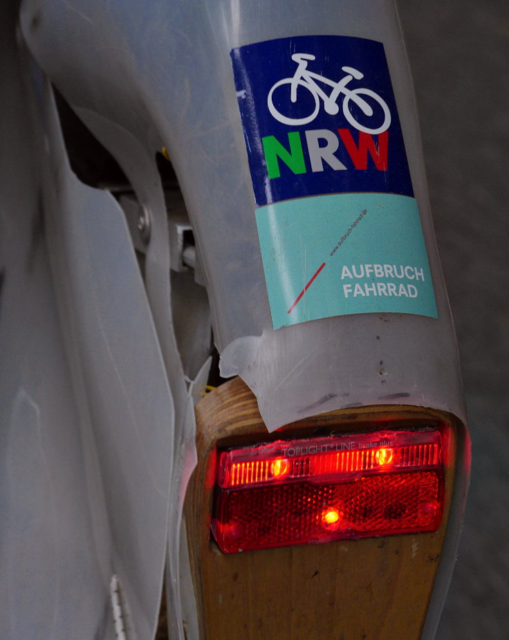 © www.mutbuergerdokus.de: 2. 'Fahrrad-Demo am Trippelsberg'